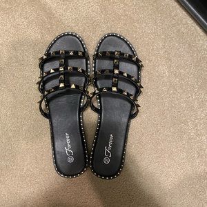 black slip on shoes! perfect for summer!